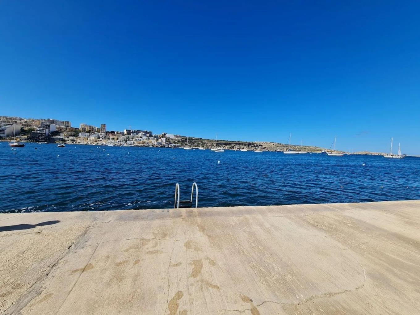 Sea View Apartment In St Paul'S Bay St. Paul's Bay Esterno foto